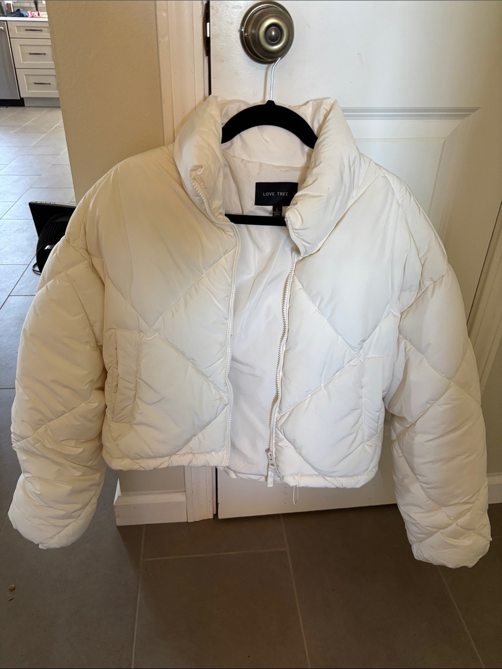 Love Tree Off-White Cropped Quilted Puffer Jacket